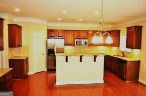 Building Photo - 4755 Silver Leaf Dr