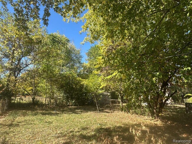 Foto del edificio - 7777 Auburn St