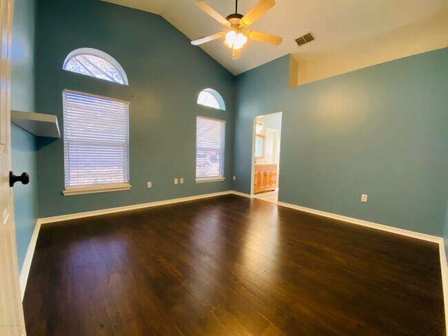 Building Photo - 1435 Crane Creek Blvd