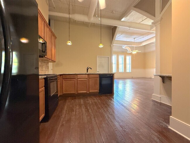 Foto del edificio - 484 1st St