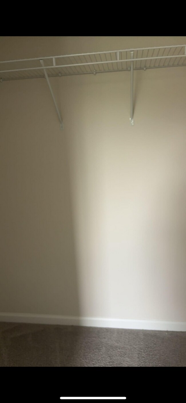 Building Photo - 3113 Burlington St