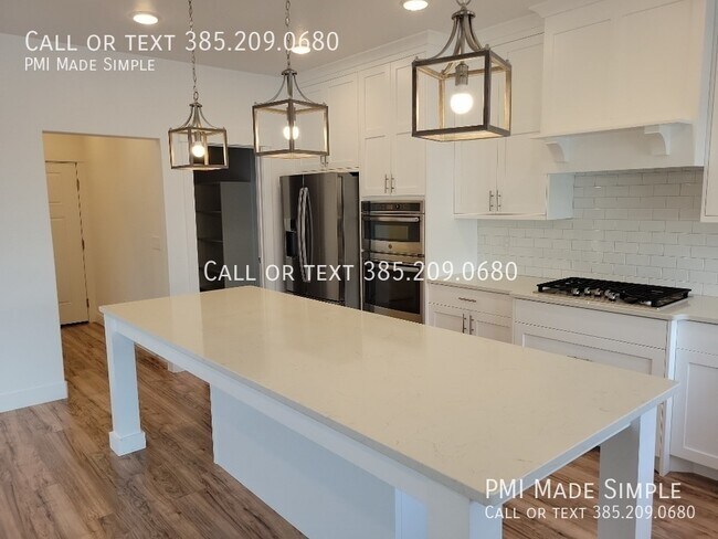 Foto del edificio - 10884 N Slate Ln
