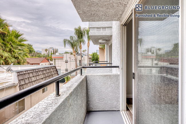 4524 Vista Del Monte Ave Unit FL3-ID495 photo'