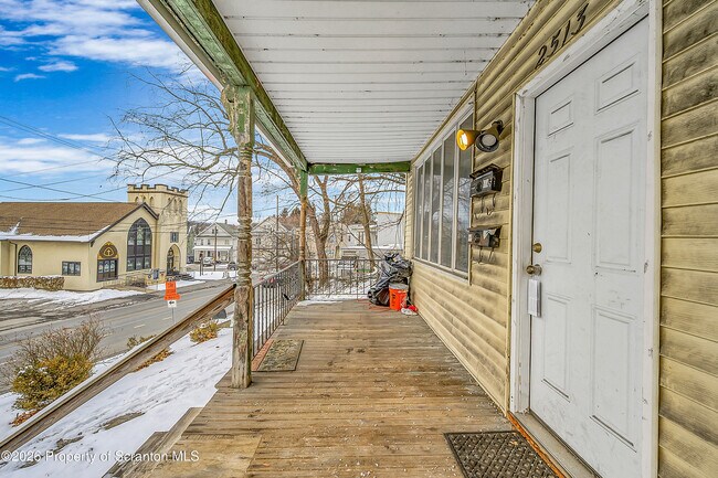 Foto del edificio - 2513 N Main Ave