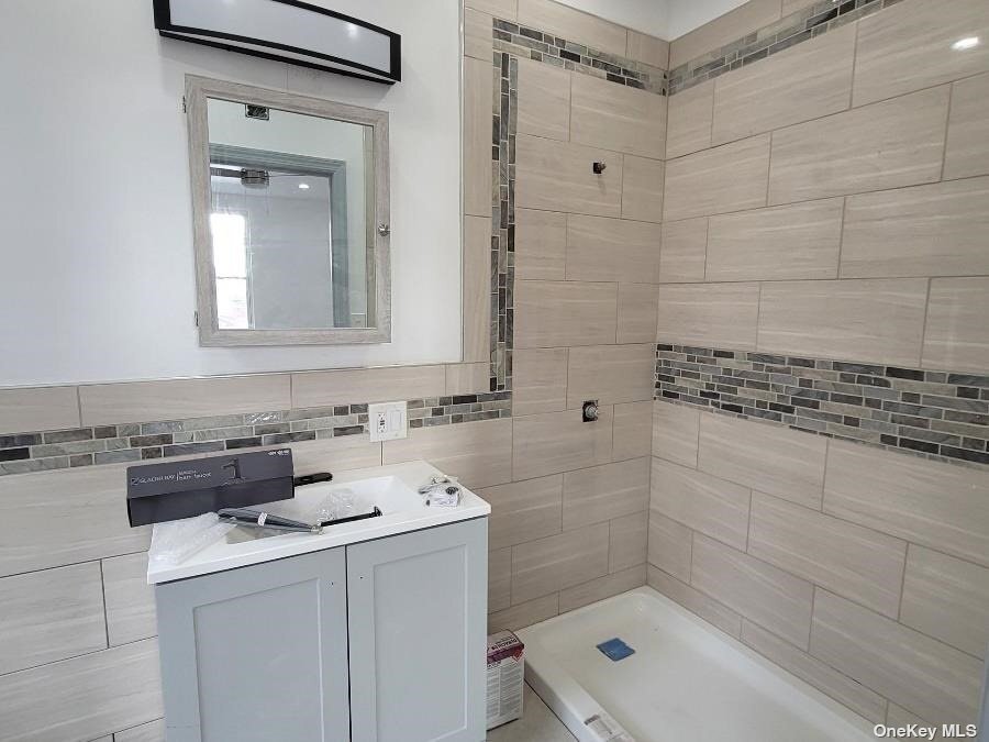 Foto principal - 170 Bradford St