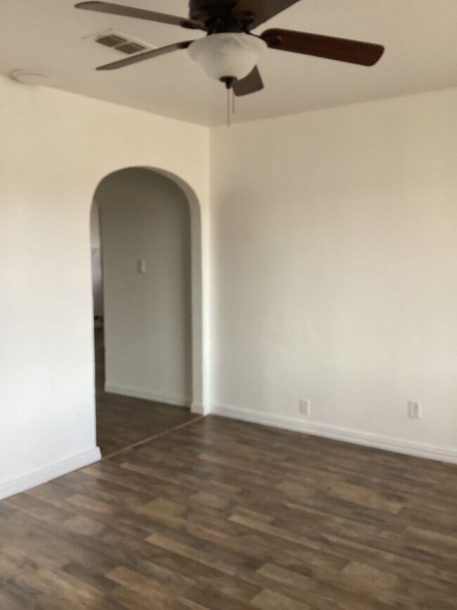 Foto del edificio - Newly Updated Family Home  Close to Jr. High & High School!  Pets welcome!