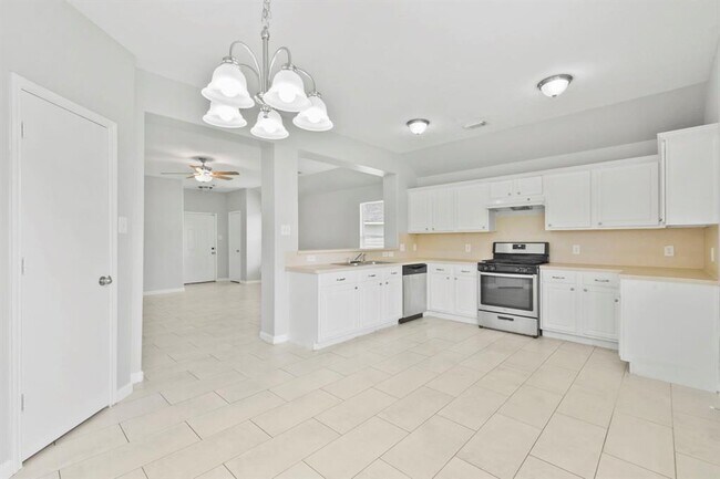 Foto del edificio - 1611 Hade Meadow Ln