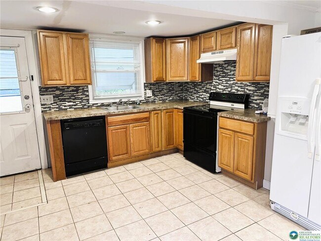 Foto del edificio - 3124 N 2nd St
