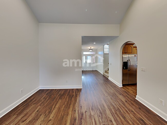 Foto del edificio - 1016 Rhett Place
