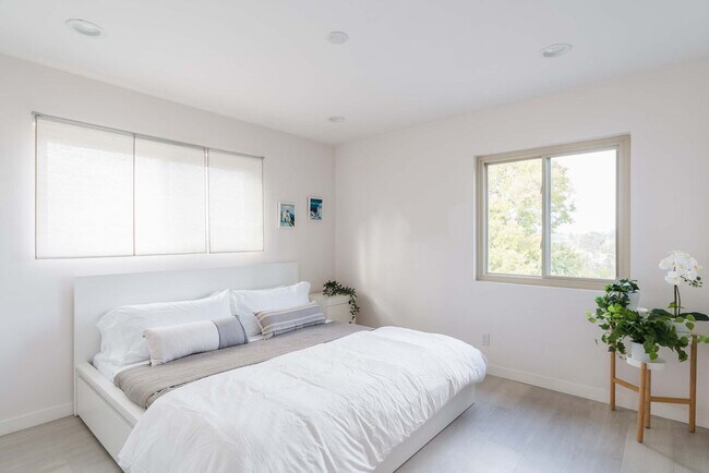 Foto del edificio - 4029 Yale Ave