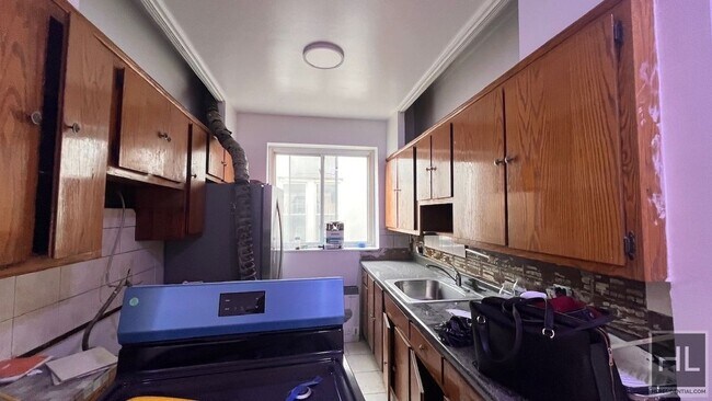 Building Photo - 317 EAST 49 STREET