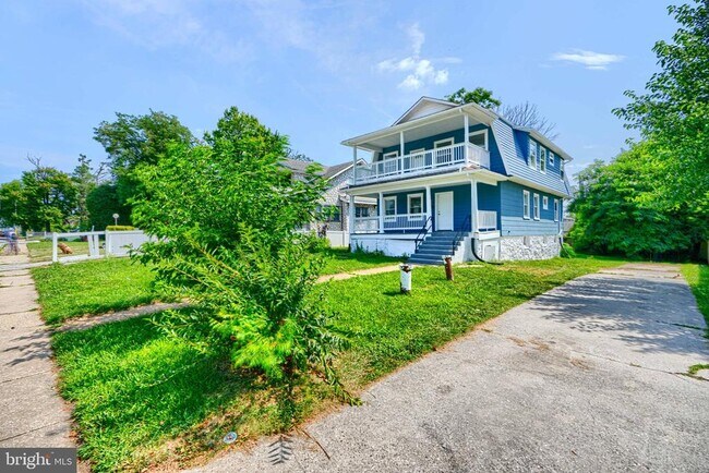 Building Photo - 3805 Garrison Blvd