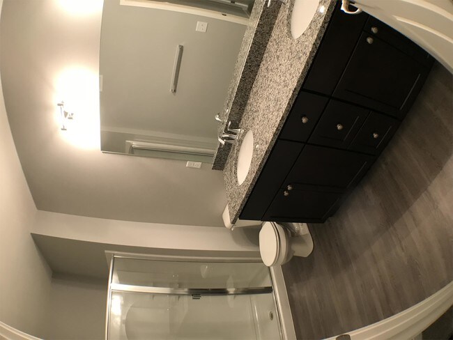 Foto del edificio - 1657 McCleary Ln