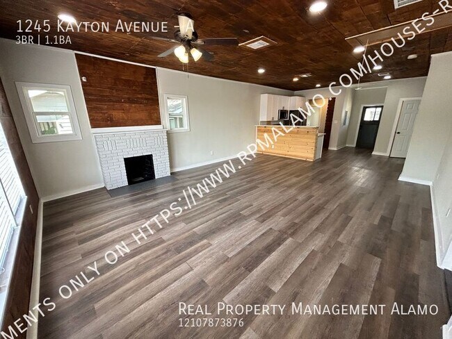 Foto del edificio - 1245 Kayton Ave