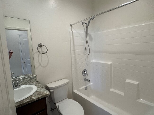 Building Photo - 3532 N Burbank St