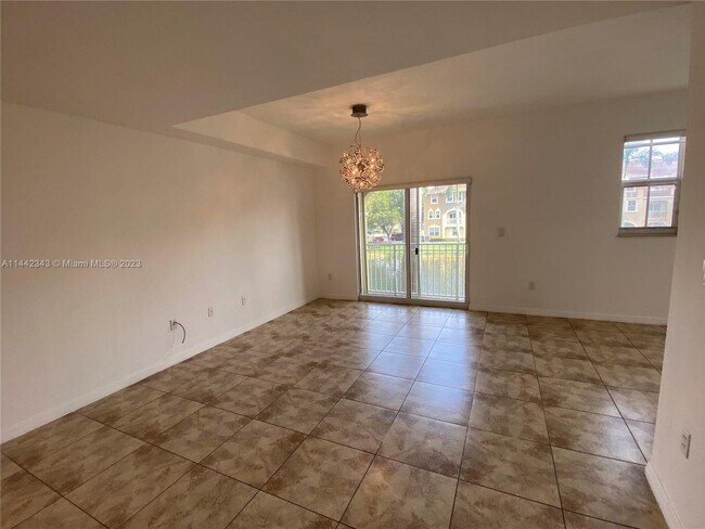 Building Photo - 10855 NW 88th Terrace