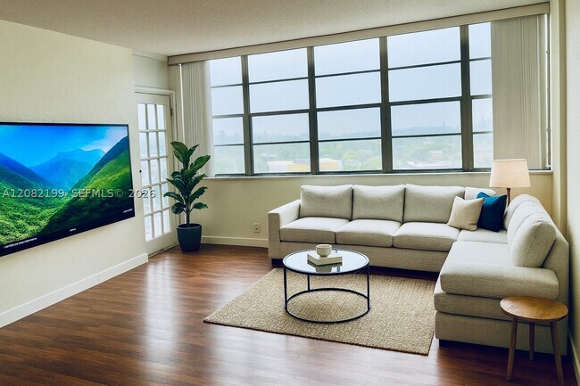Foto del edificio - 2025 NE 164th St