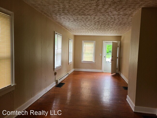 Building Photo - 2 br, 1 bath House - 60 Patton Avenue