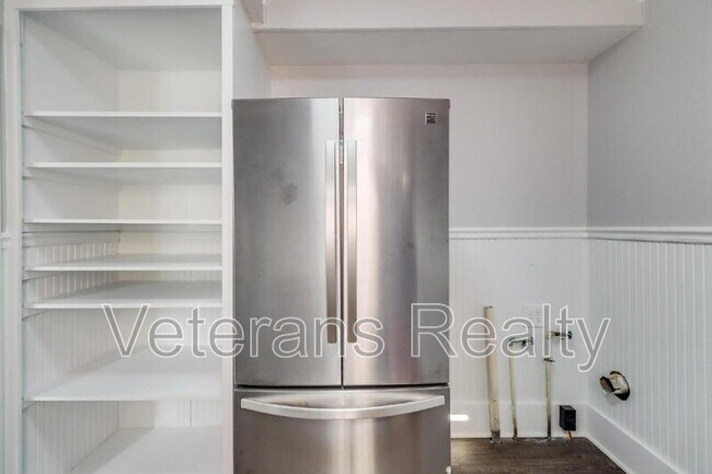 Foto del edificio - 1772 Corley St