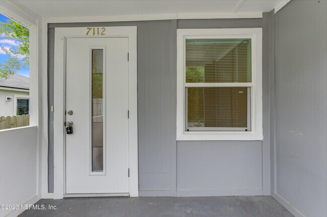 Building Photo - 7112 Southland St