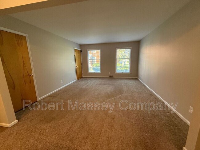 Foto del edificio - 2212 Steier Ln