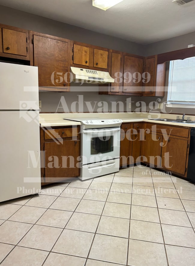 Building Photo - 602 4th Ave