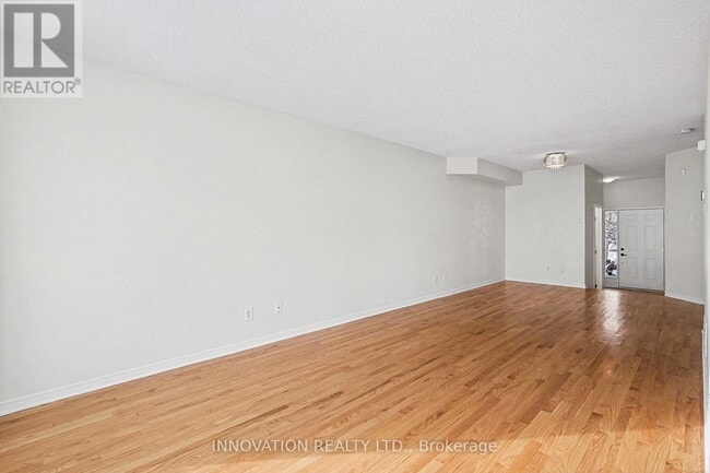 Photo du bâtiment - 1008 Klondike Rd