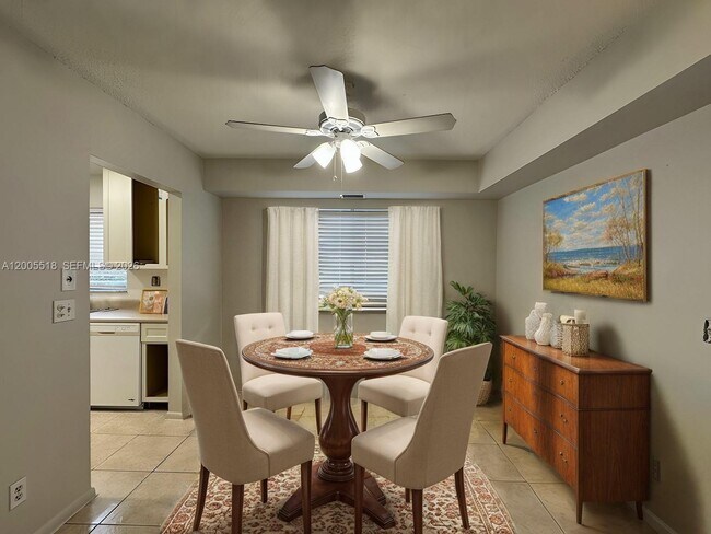 Building Photo - 3162 Coral Springs Dr