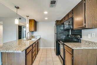 Building Photo - 4416 Chaha Rd