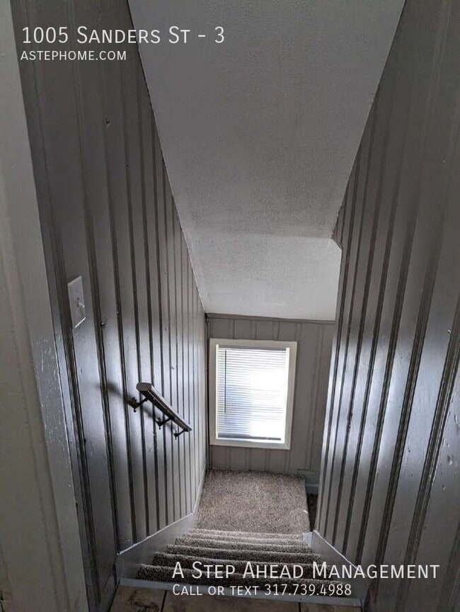 Building Photo - 1005 Sanders St