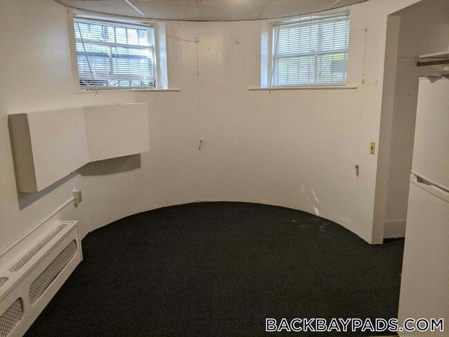 Building Photo - 503 Beacon St