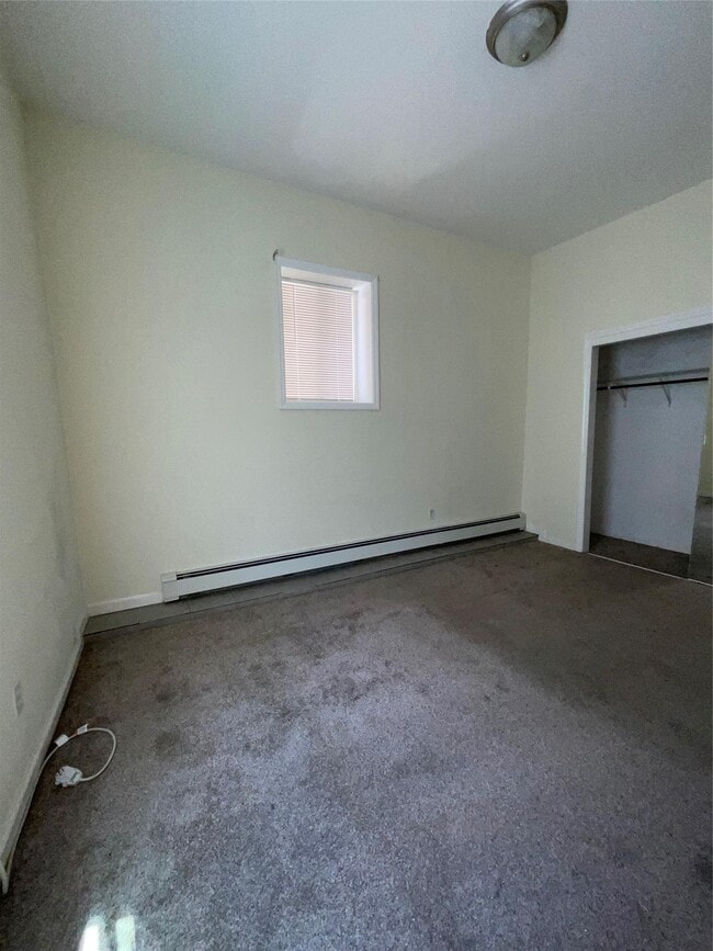 Building Photo - 18 Schneider Ave