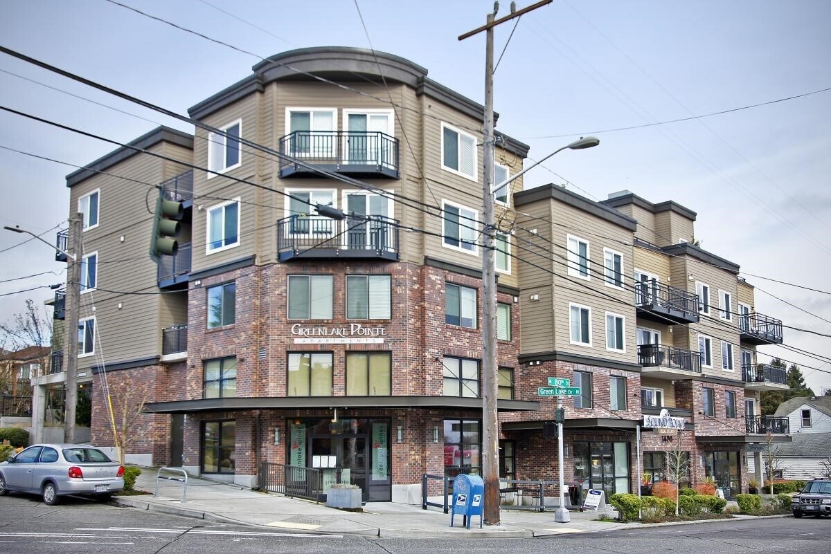 Green Lake Point Apartments Apartments in Seattle, WA