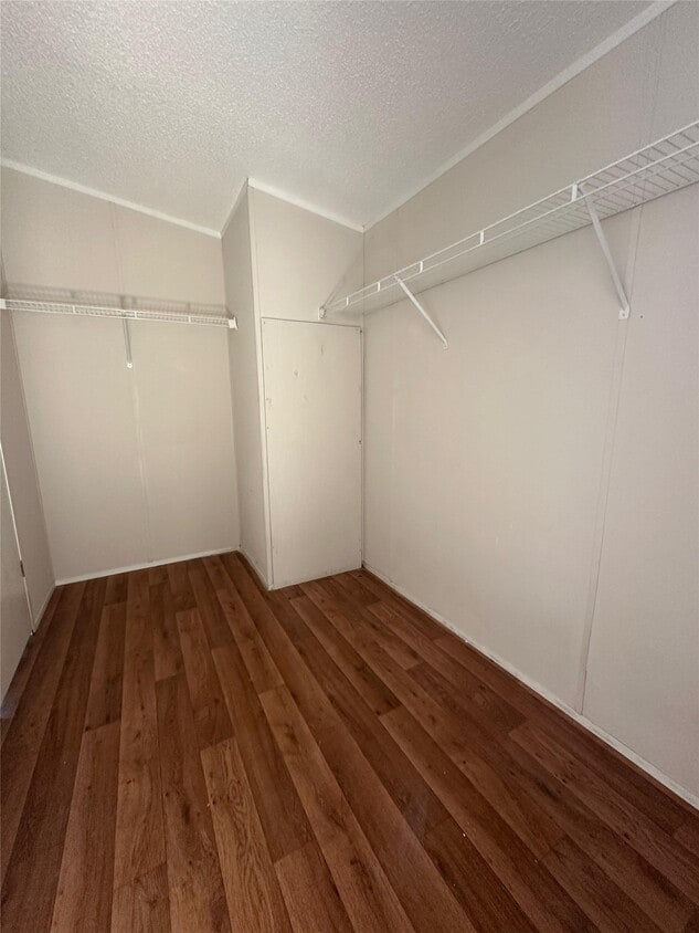 Building Photo - 13521 Ann Louise Rd