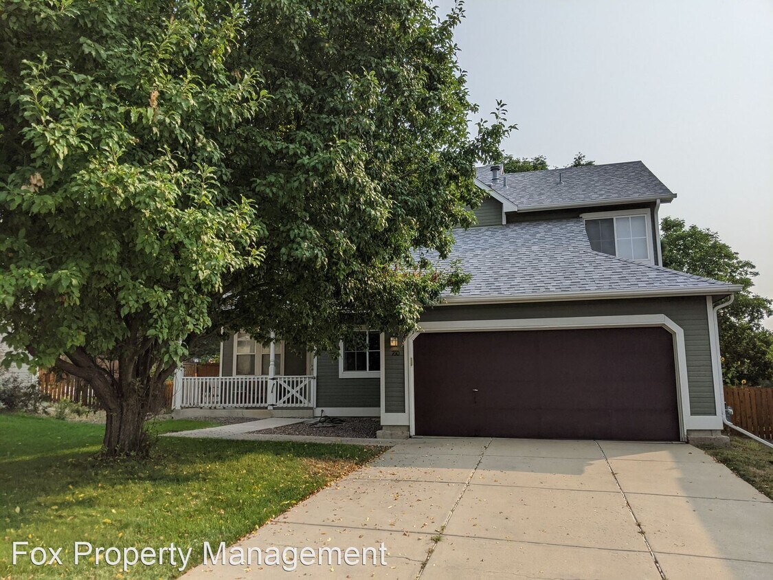 Foto principal - 3 br, 2.5 bath House - 760 Nighthawk Circle