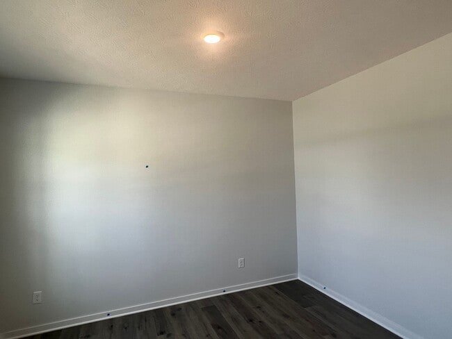 Building Photo - 985 Allegro Dr