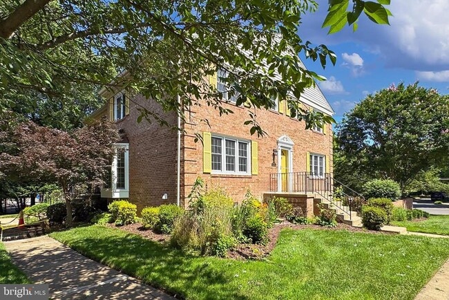Building Photo - 6572 Flagmaker Ct