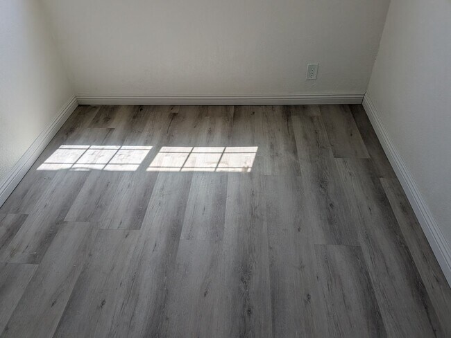 Foto del edificio - Charming 3BR Condo in Fontana