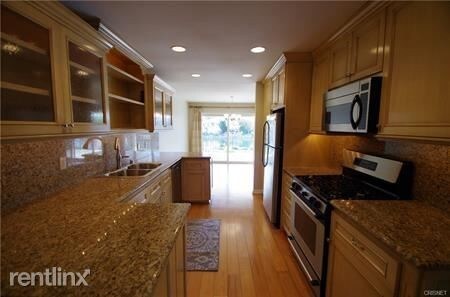Building Photo - 2544 Northshore Ln