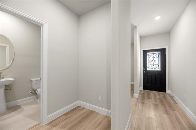 Building Photo - 209 Mizuna Dr