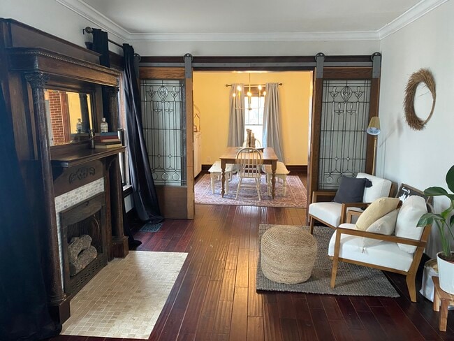 Foto del edificio - 3317 Charlotte St