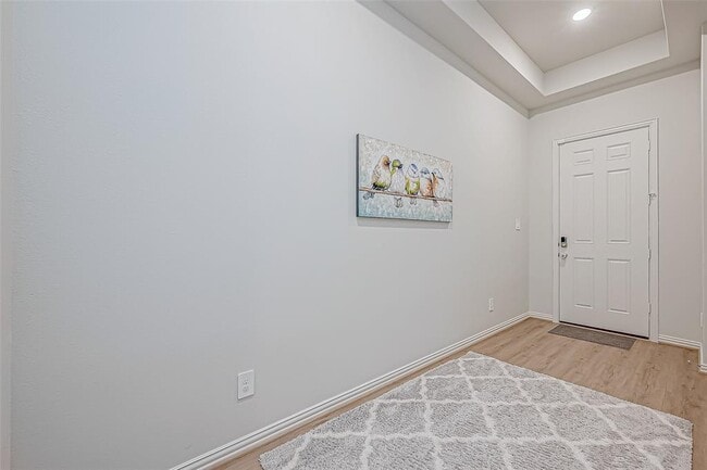 Building Photo - 125 Bluebell Woods Way