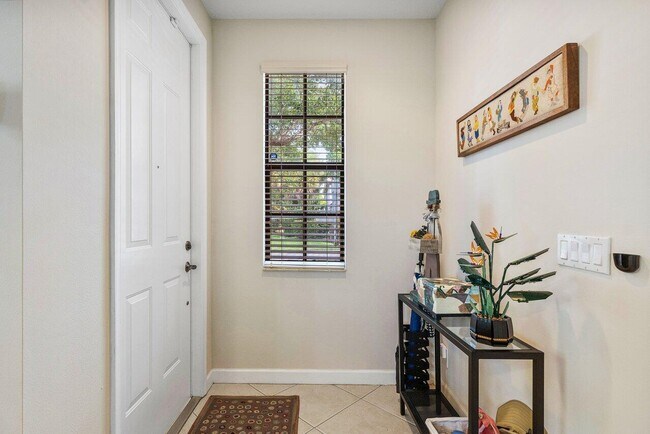 Building Photo - 5056 Astor Cir