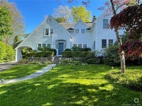 Building Photo - 71 Elm Pl