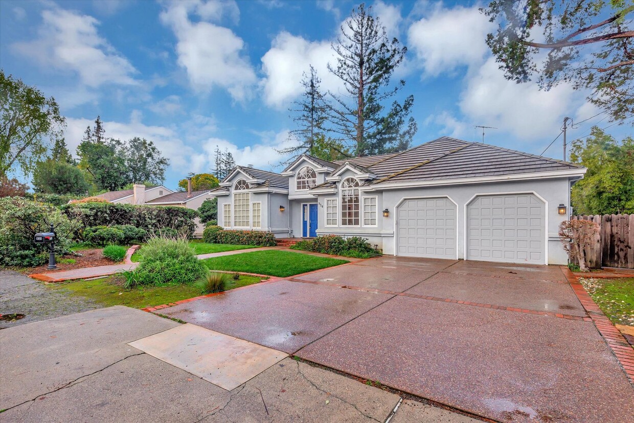 Foto principal - 954 Russell Ave