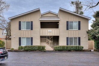 Building Photo - 4014 Wheeler Woods Rd