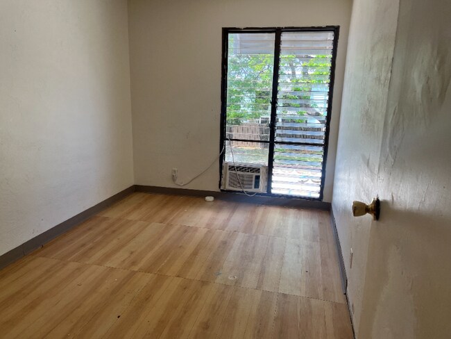 Foto del edificio - 87-153-153 Helelua St