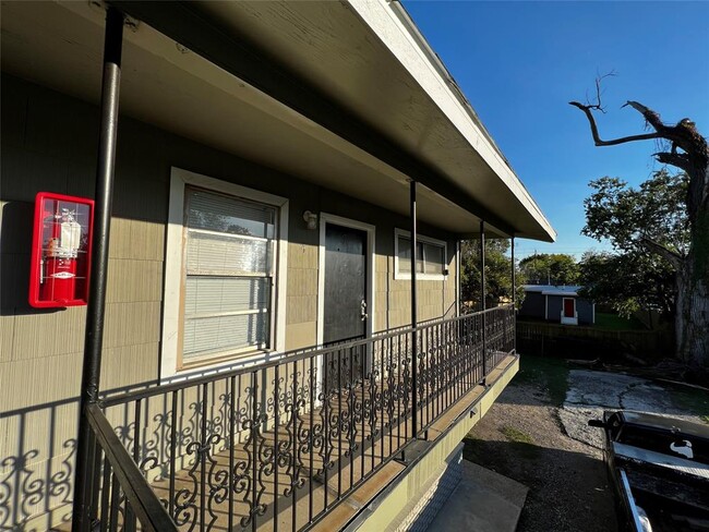 Building Photo - 4010 Reid St