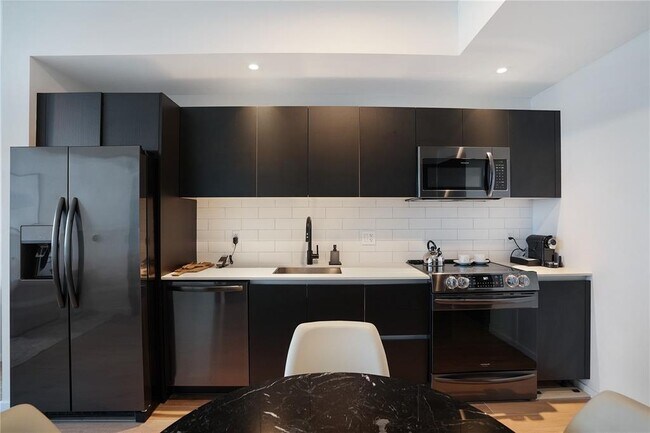 Foto del edificio - 398 NE 5th St