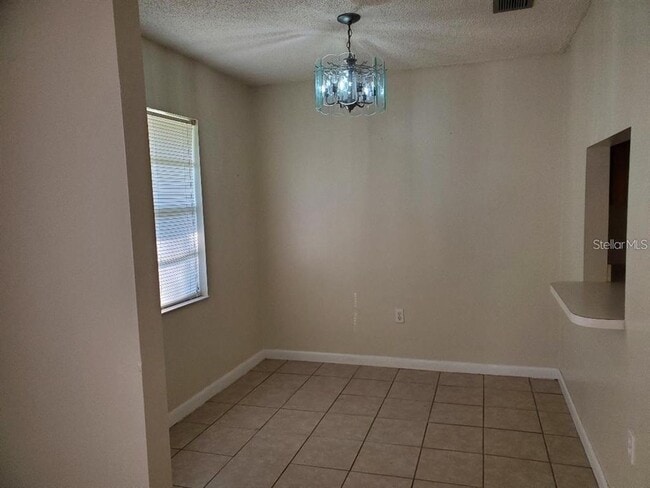 Building Photo - 734 Shakespeare Dr